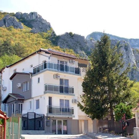 Раде 3-Враца Vratsa Exterior foto